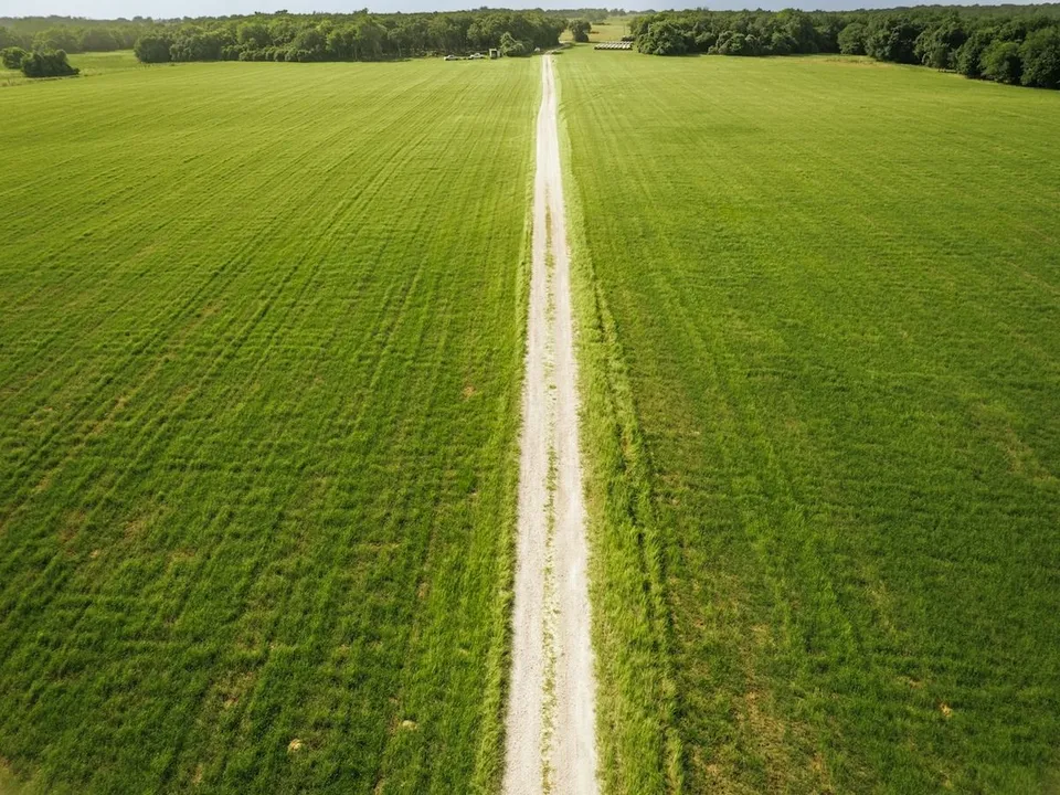 Brazos Sands Ranch | 1,136.26-Acre Luxury Ranch, Hunting & Recreational Land in Calvert, Texas
